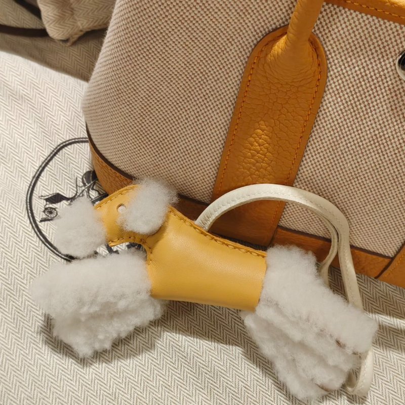 HERMES Budy charm狐狸犬 - 稻草黃 / 奶昔白 K-1