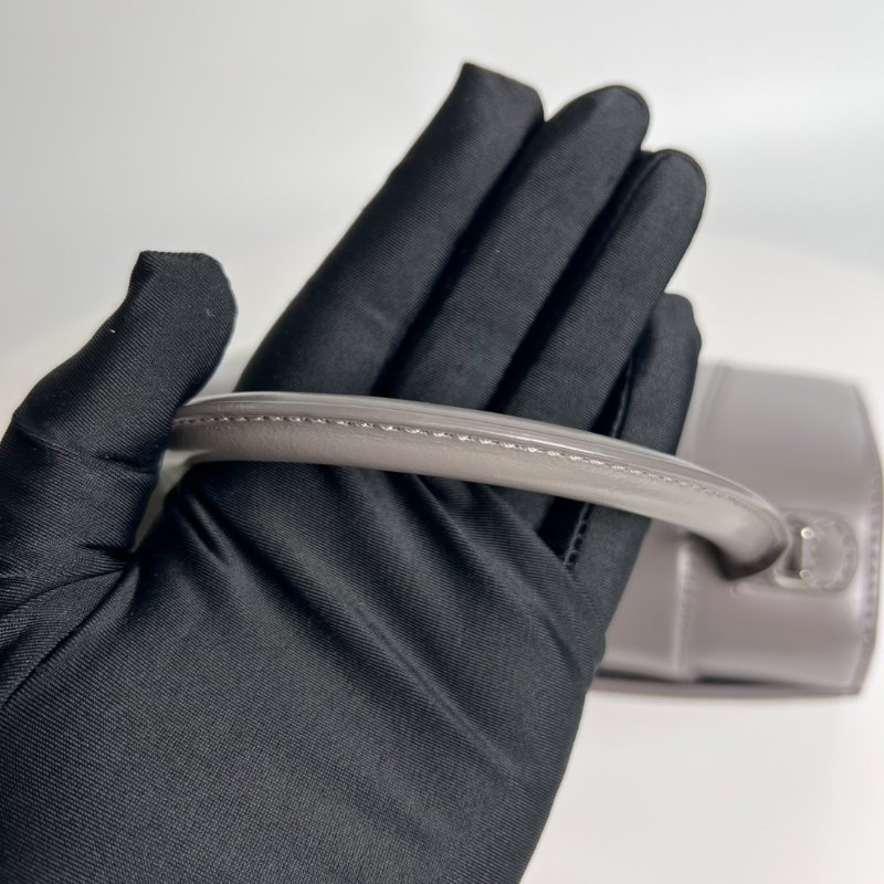 BALENCIAGA 593546 灰銀沙漏包 S-5