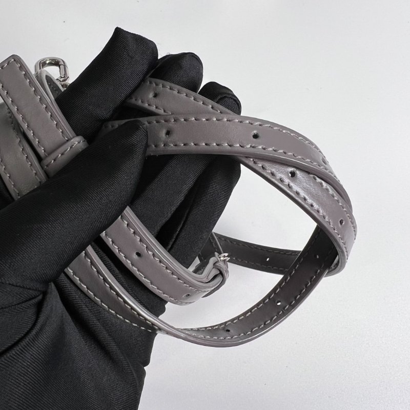 BALENCIAGA 593546 灰銀沙漏包 S-7