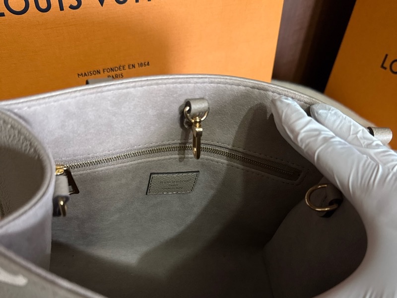 LV on the go小號 大象灰-13