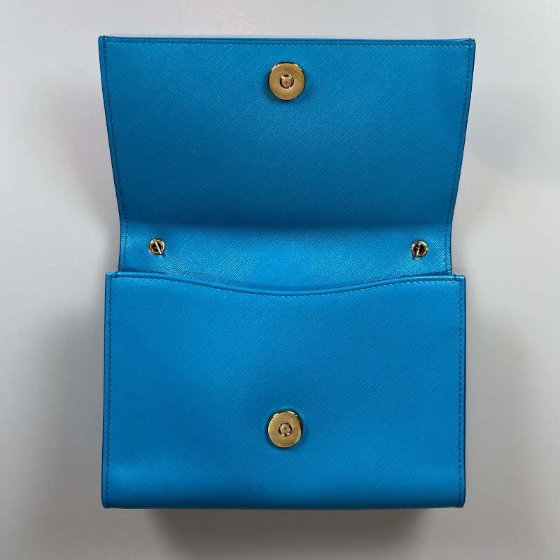 FERRAGAMO 藍色蝴蝶結金鍊包-5