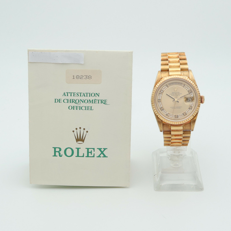 ROLEX Oyster Perpetual Day-Date 18238-15