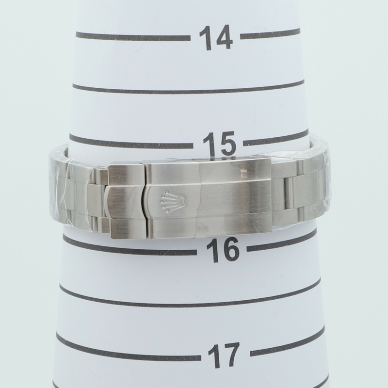 ROLEX Oyster Perpetual 28 267200-9