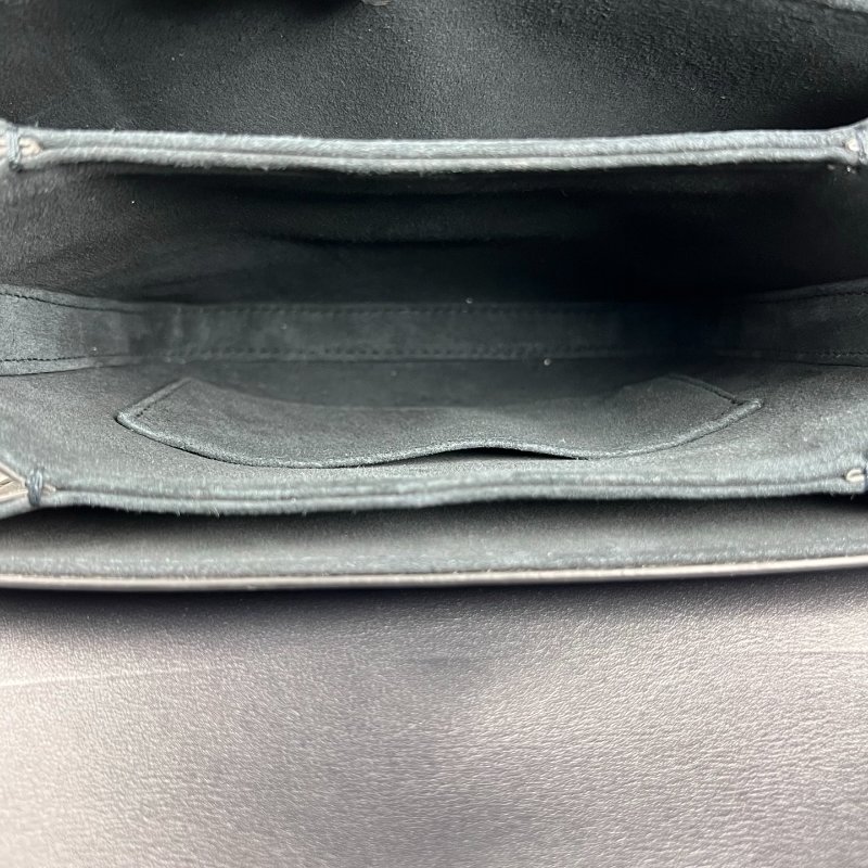 DIOR  黑金皮革鎖頭郵差包-8