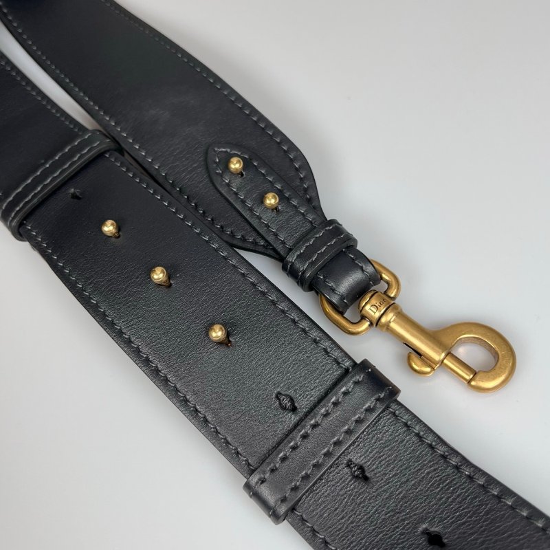 DIOR  黑金皮革鎖頭郵差包-10