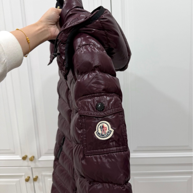 moncler 紫紅 黑邊 連帽 輕羽絨 長羽絨 長版羽絨外套 羽絨外套 防風外套-1