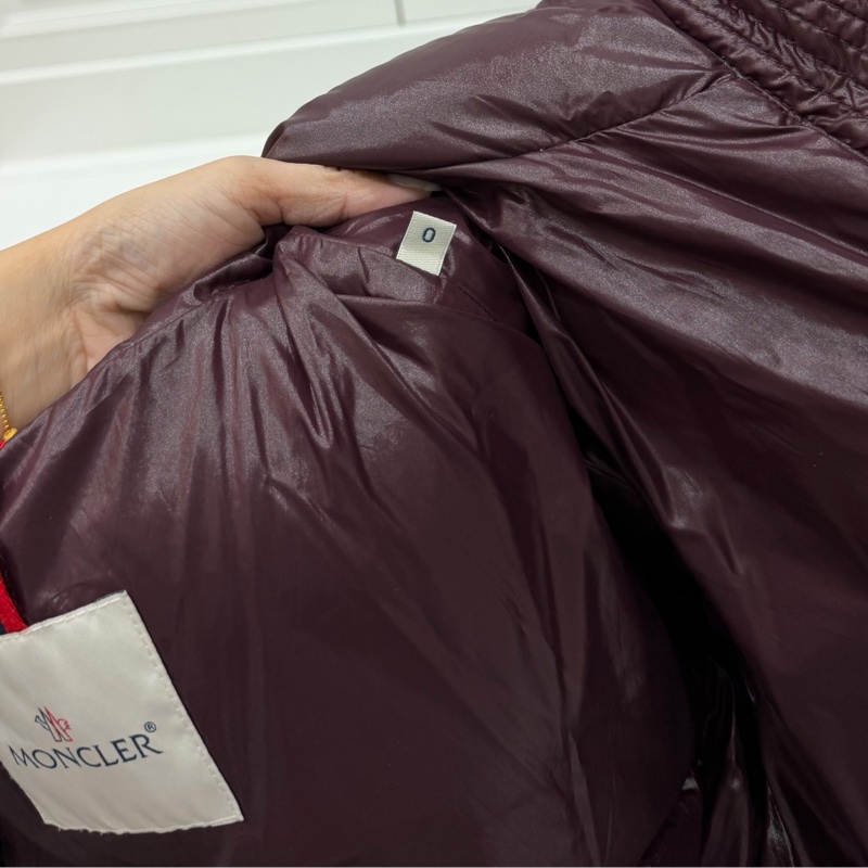 moncler 紫紅 黑邊 連帽 輕羽絨 長羽絨 長版羽絨外套 羽絨外套 防風外套-22