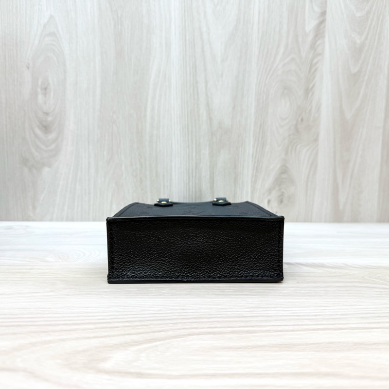 LV黑色牛皮壓紋MINI琴譜包M81417-6