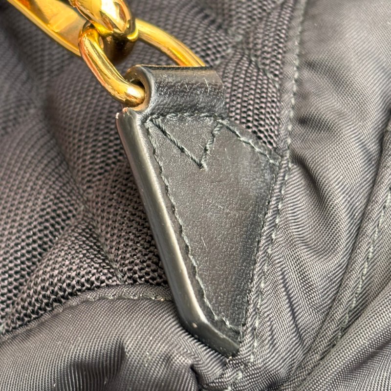 ::BURBERRY:: 尼龍斜背/後背包(經典黑/小型) The Small Crossbody Rucksack-18