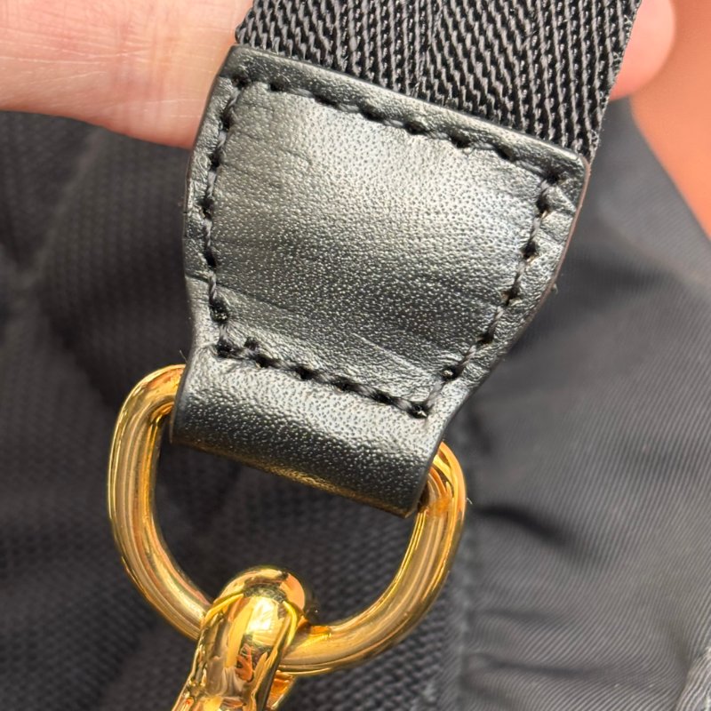 ::BURBERRY:: 尼龍斜背/後背包(經典黑/小型) The Small Crossbody Rucksack-20