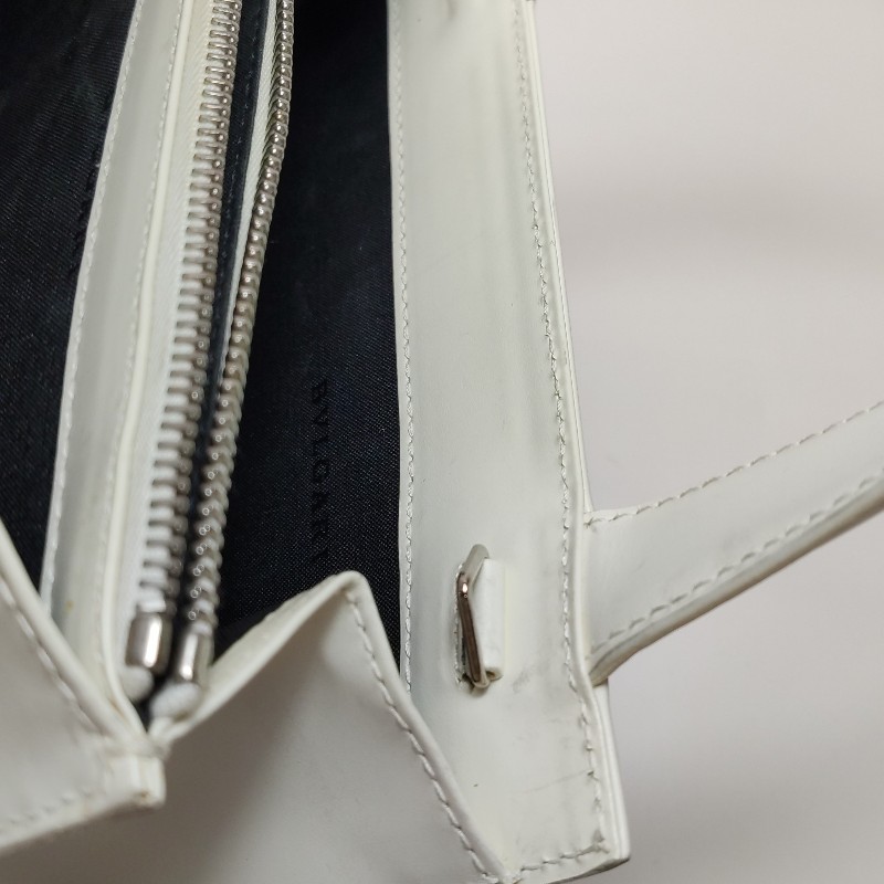 Bvlgari牛皮純色金屬扣單肩包-8