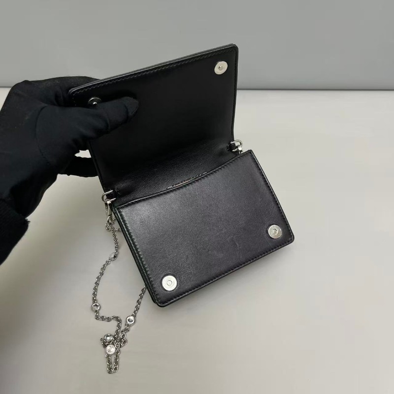 Miu Miu滿水鑽寶石鏈條 斜背包 肩背包-2