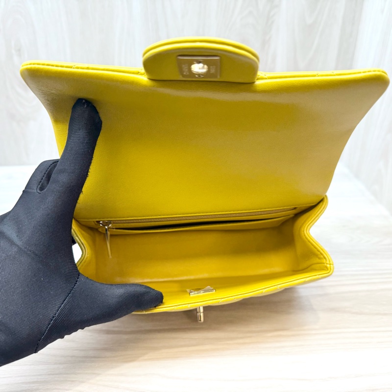 Chanel芥末黃羊皮淡金釦提把Coco20 AS2431-8