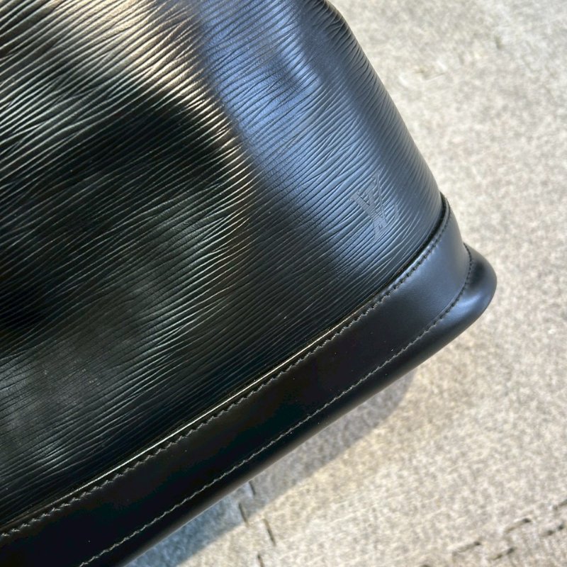 Louis vuitton水波紋水桶包-3