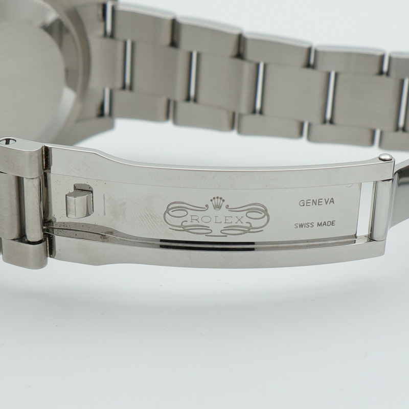 ROLEX Oyster Perpetual 124200-11