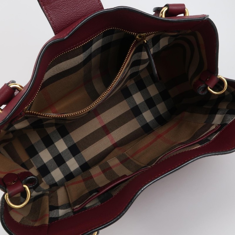 Burberry Buckle牛皮純色字母logo搭扣單肩包-6
