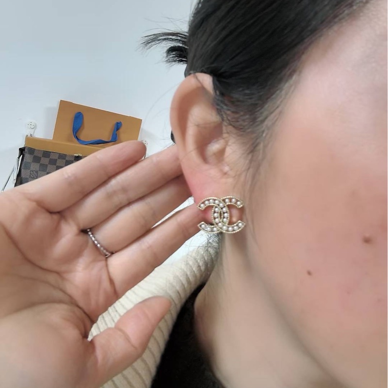 chanel 香奈兒 CC LOGO 珍珠 耳釘 耳環 耳針 耳飾-5