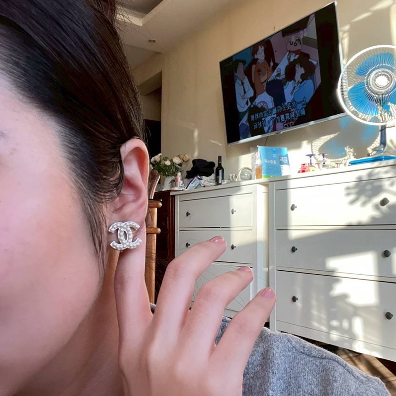 chanel 香奈兒 CC LOGO 珍珠 耳釘 耳環 耳針 耳飾-6