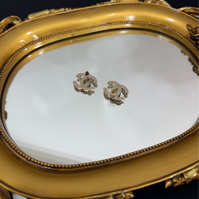 chanel 香奈兒 CC LOGO 珍珠 耳釘 耳環 耳針 耳飾-14
