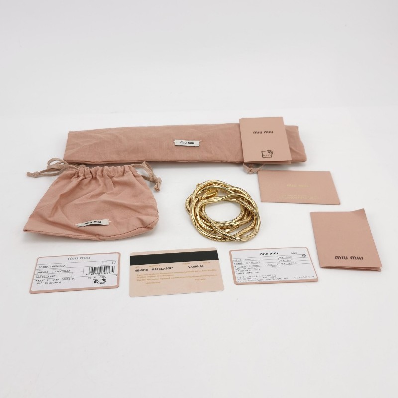 Miu Miu Belle羊皮拼色褶皺金屬扣斜挎包-8