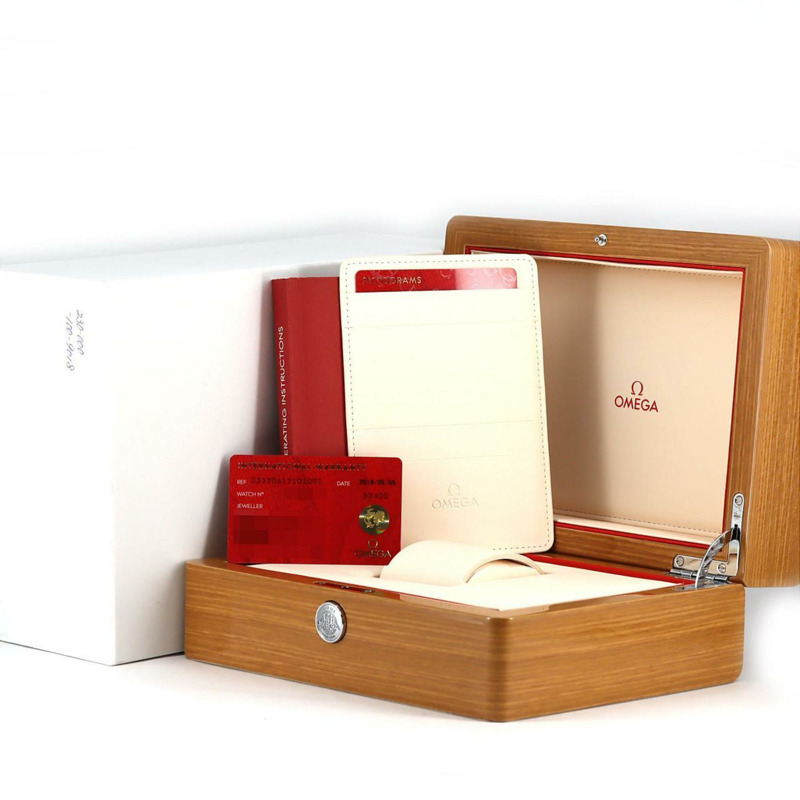 歐米茄海馬300 233.30.41.21.01.001 不鏽鋼自動腕錶-8