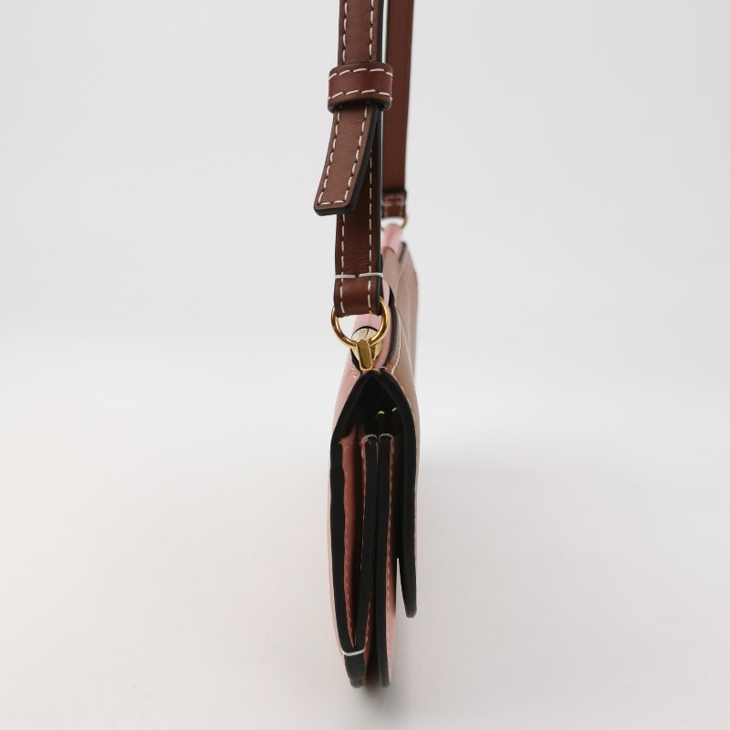 Loewe Gate牛皮拼色Logo壓紋斜挎包單肩包-3