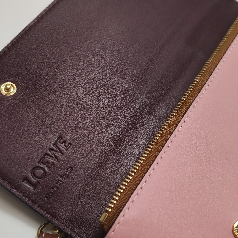 Loewe Gate牛皮拼色Logo壓紋斜挎包單肩包-12