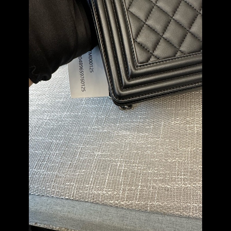 Chanel Leboy黑銀羊皮中號 肩背包-19