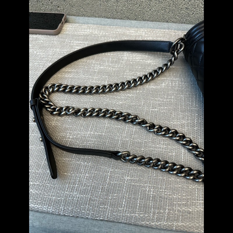 Chanel Leboy黑銀羊皮中號 肩背包-20