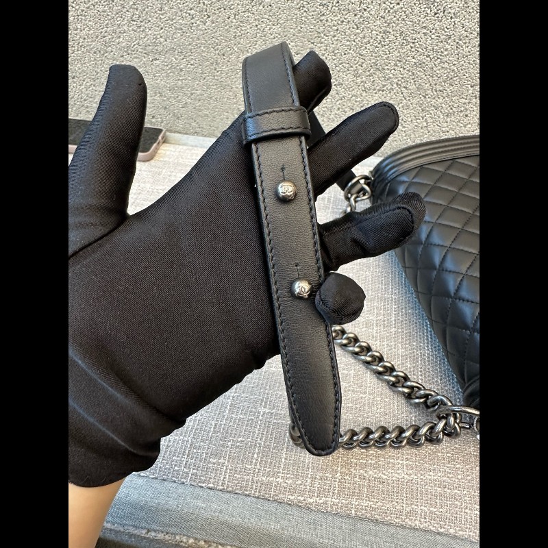 Chanel Leboy黑銀羊皮中號 肩背包-21