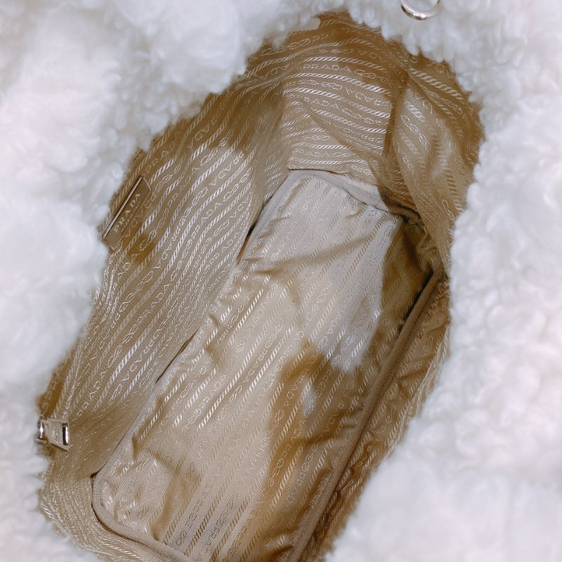 TW4566 Prada 普拉達 毛絨絨 手提肩背包 Shearling Triangle Logo Tote Bag Wool Cashmere-11