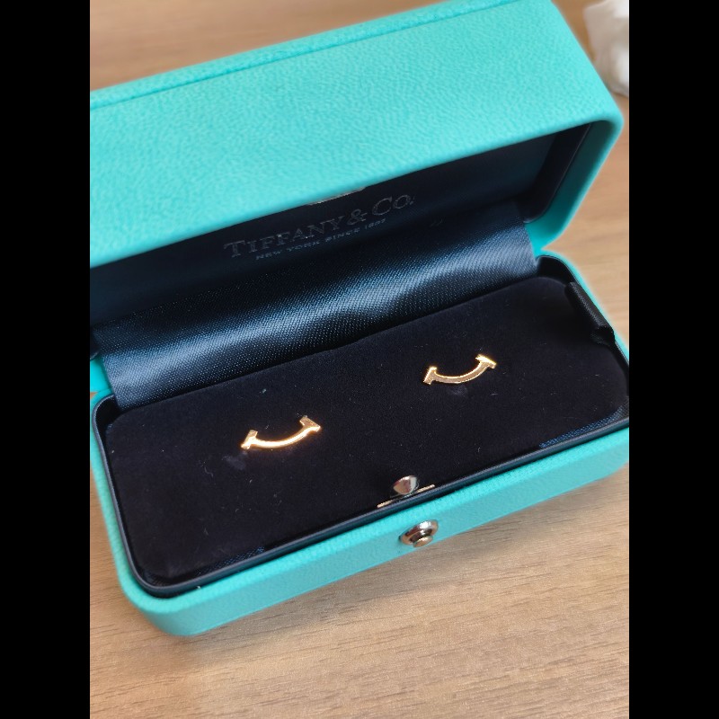 Tiffany T系列 迷你微笑耳釘 18K玫瑰金-0