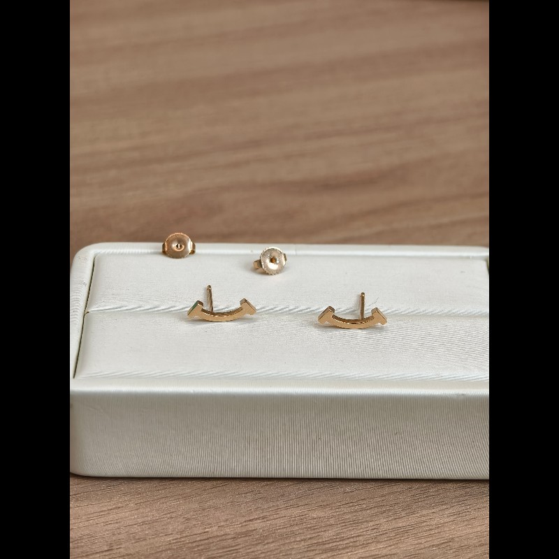Tiffany T系列 迷你微笑耳釘 18K玫瑰金-10