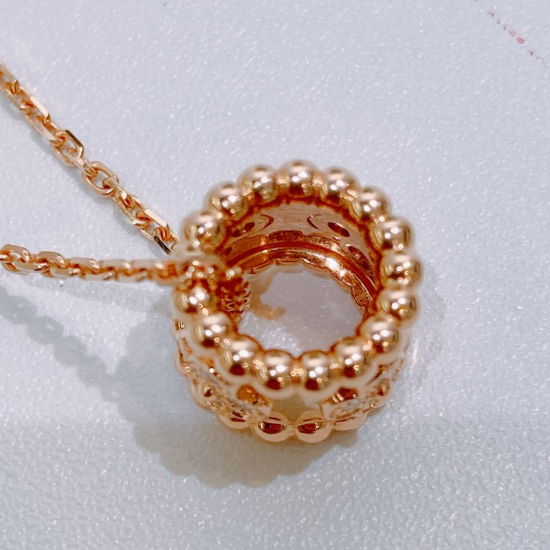 TW4567	Van Cleef &Arpels VCA鑽石項鏈 18K Perlee Clovers Pendant Necklace D 0.18ct x RGHW-3