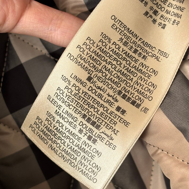 ::BURBERRY:: 黑色絎縫經典格紋 長板風衣 連帽外套 S號-25