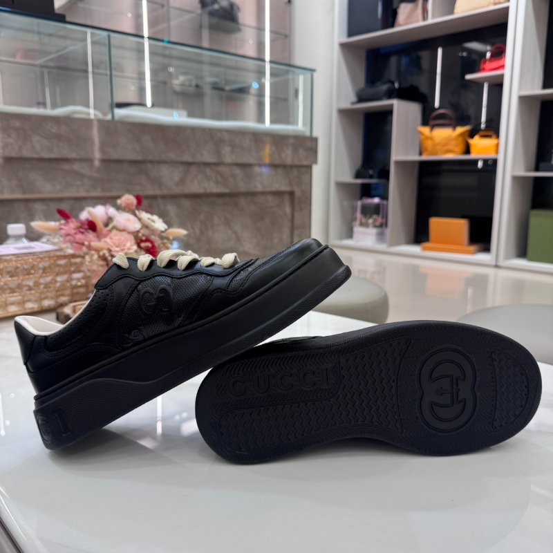 *SHIHNA名牌精品* Gucci Embossed Sneaker 壓紋運動鞋 7 僅試穿-5