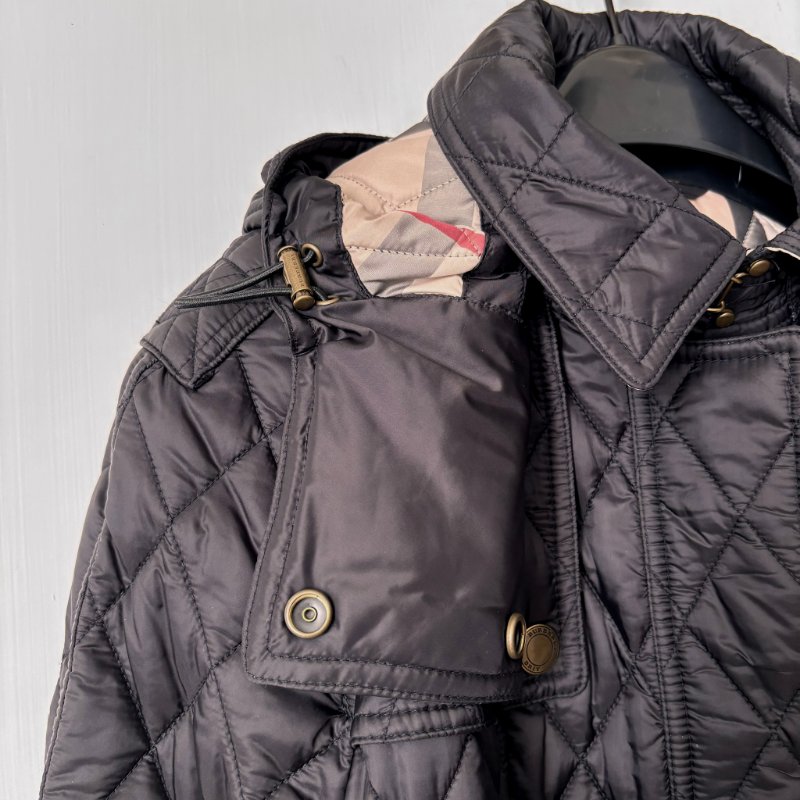::BURBERRY:: 黑色絎縫經典格紋 長板風衣 連帽外套 S號-3