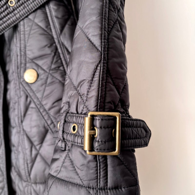 ::BURBERRY:: 黑色絎縫經典格紋 長板風衣 連帽外套 S號-5