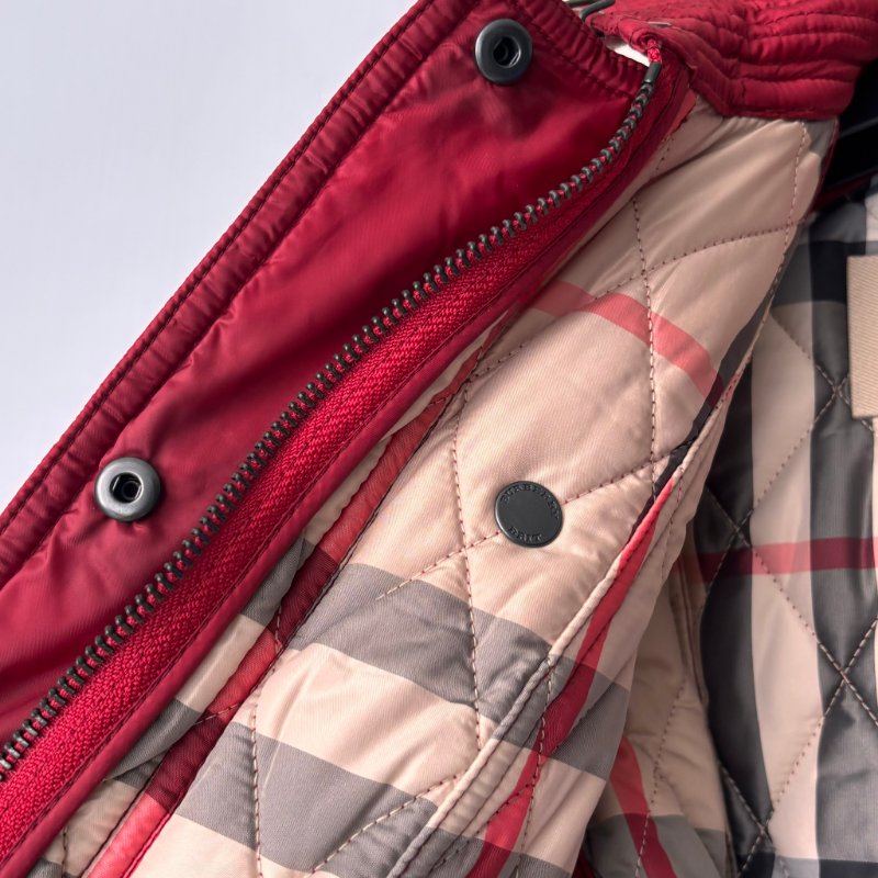 ::BURBERRY:: 紅色絎縫經典格紋 風衣連帽外套 XS號-22