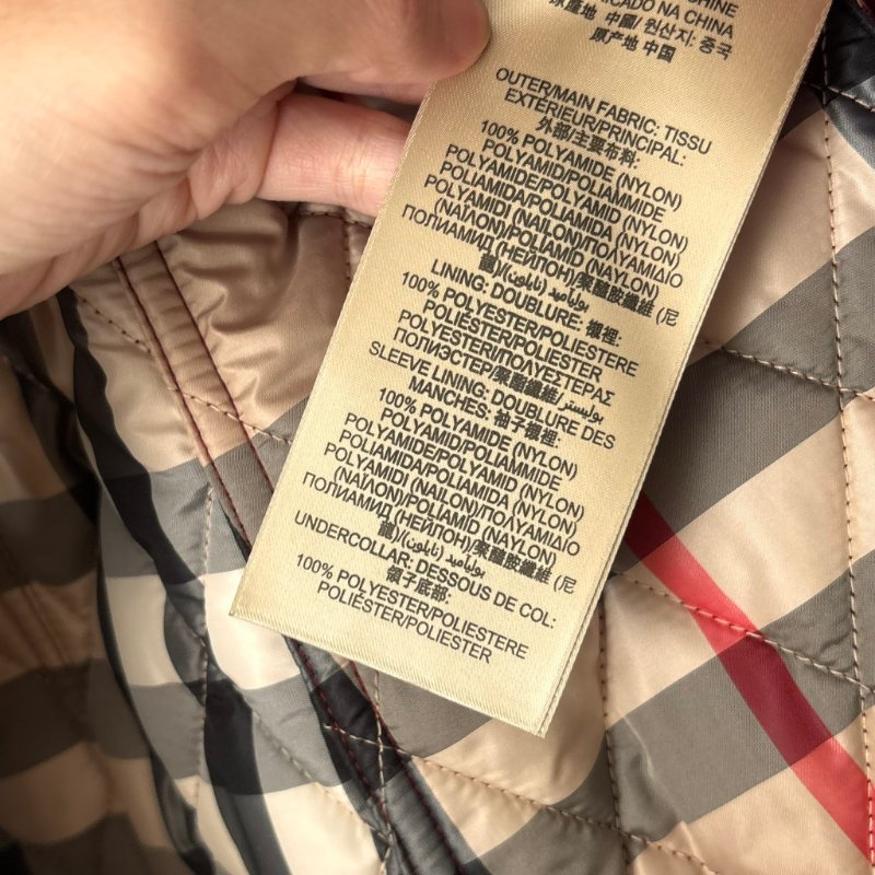 ::BURBERRY:: 紅色絎縫經典格紋 風衣連帽外套 XS號-29