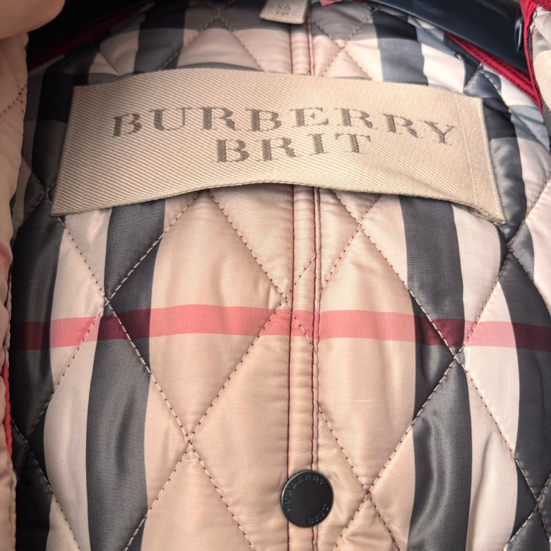 ::BURBERRY:: 紅色絎縫經典格紋 風衣連帽外套 XS號-32