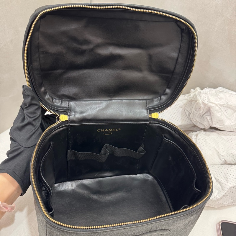 Chanel 大款化妝包-10