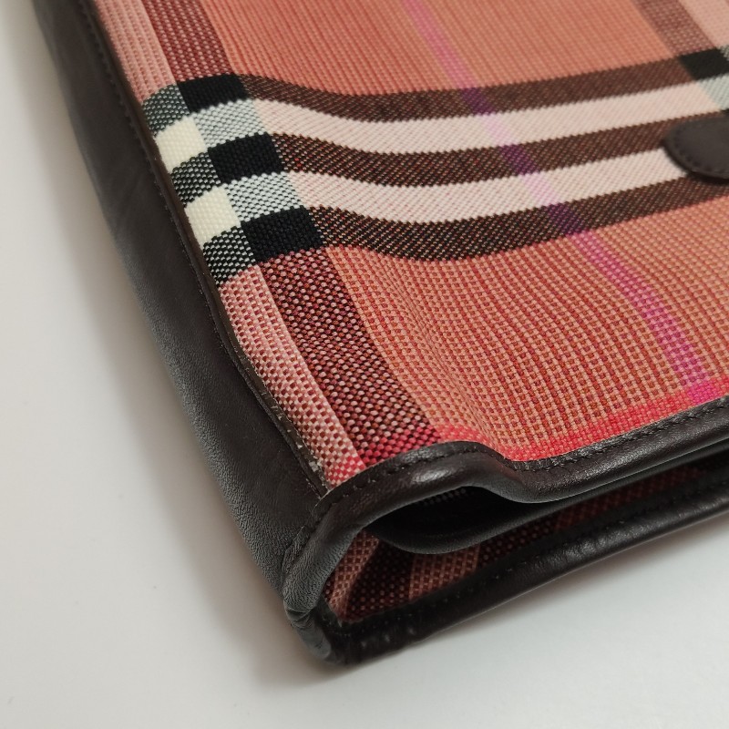 Burberry 牛皮帆布拼色格紋單肩包-11