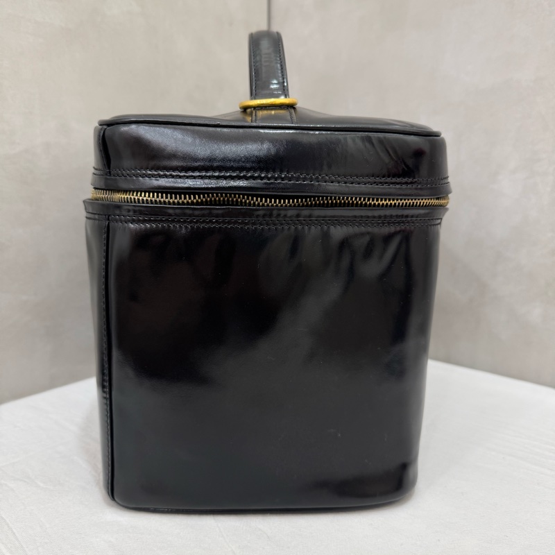 Chanel 大款漆皮手提化妝包-2