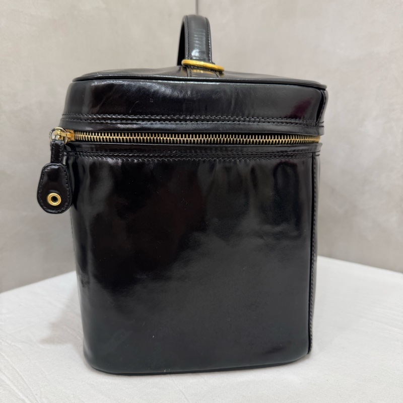 Chanel 大款漆皮手提化妝包-3