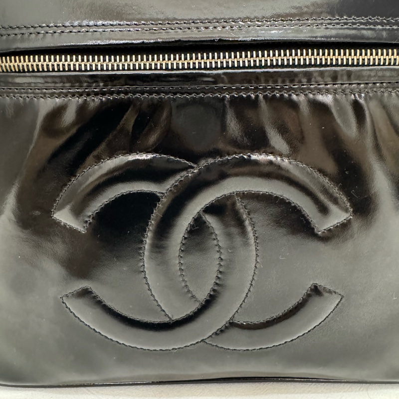 Chanel 大款漆皮手提化妝包-7