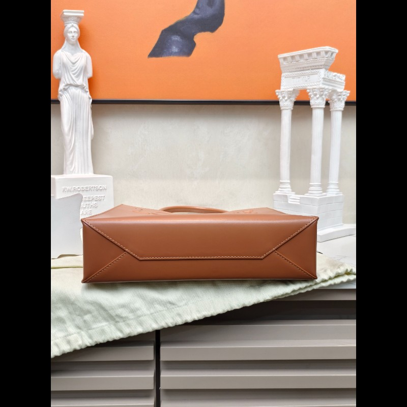 Loewe A4琴譜托特包 焦糖色 肩背包斜背包-6