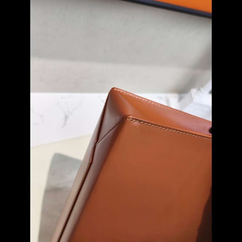 Loewe A4琴譜托特包 焦糖色 肩背包斜背包-11