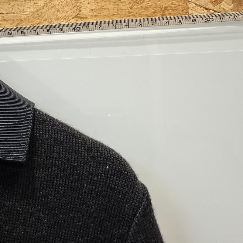 【美收精品】FERRAGAMO 黑色針織長袖 4-518-7