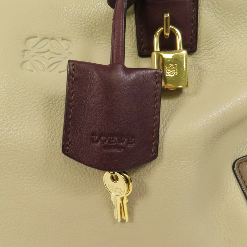 LOEWE 牛皮皮革Amazona 28金扣手挽袋-6